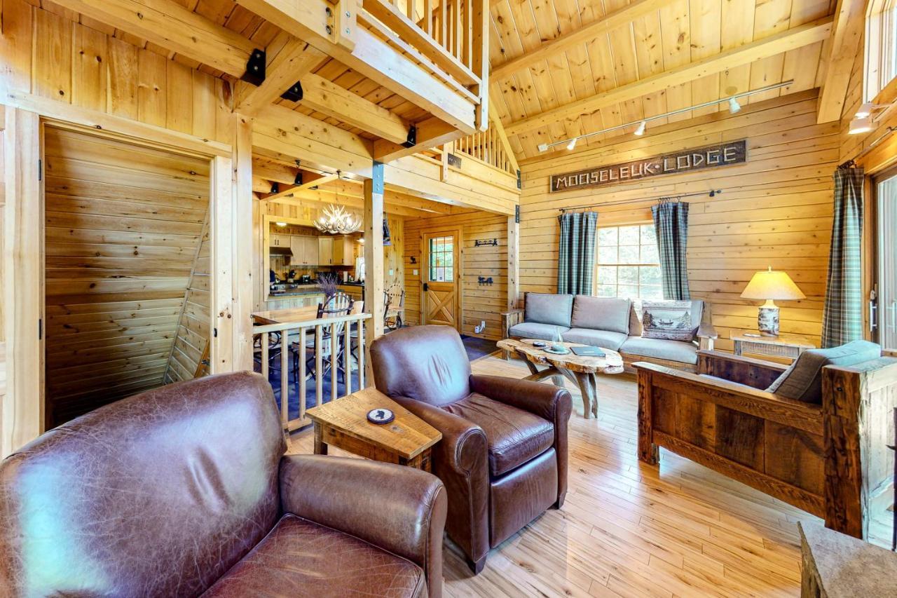 Mooseleuk Lodge The Highlands Eksteriør billede